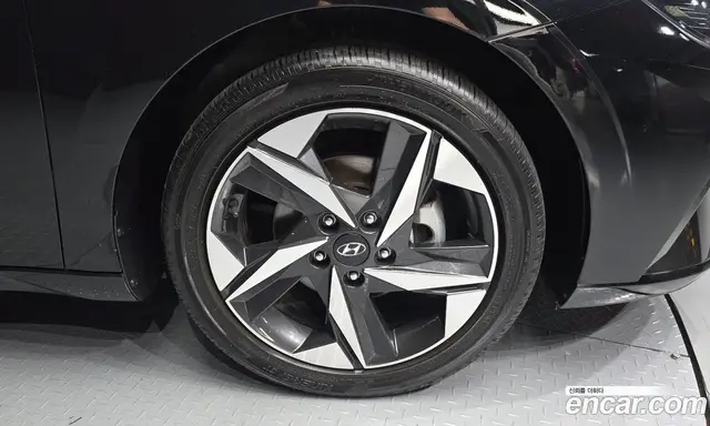 Hyundai Avante 2021 1.6 автомат (гидро), миниатюра 7 Hyundai Avante 2021 1.6 автомат (гидро), миниатюра 7