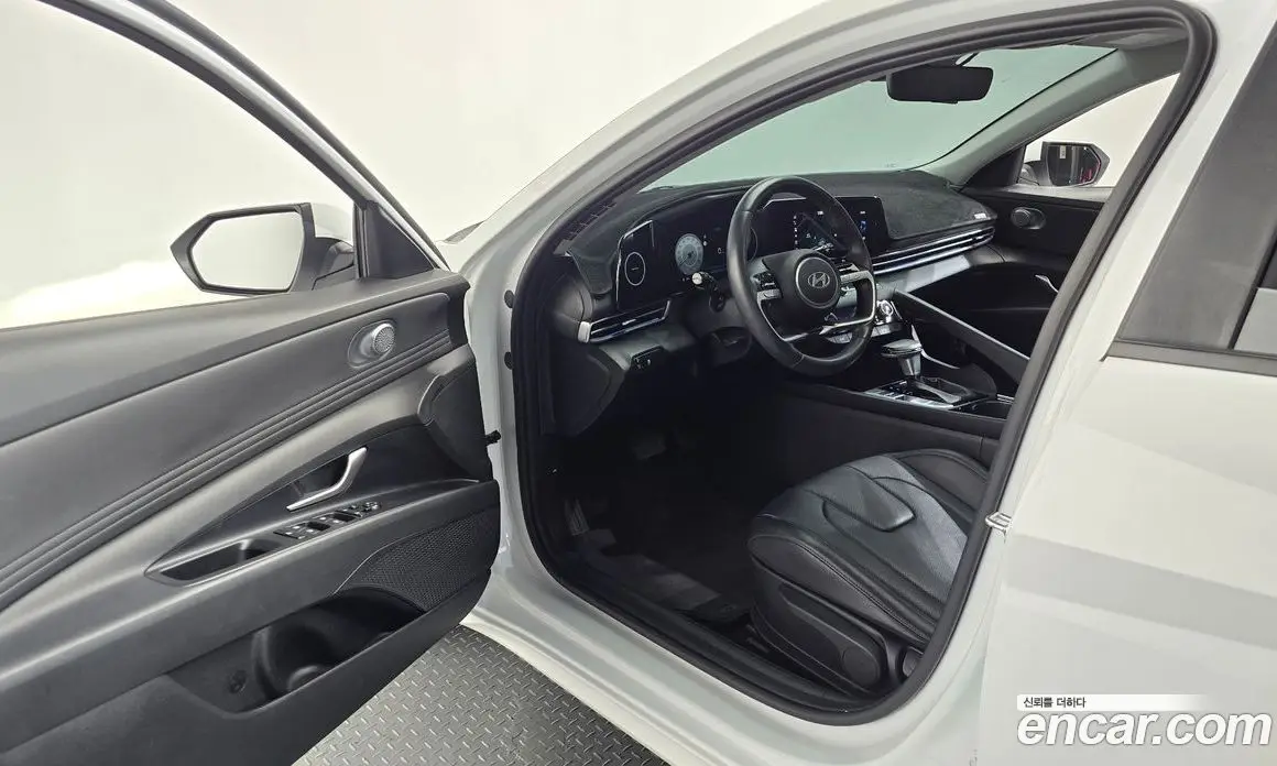 Hyundai Avante 2023 1.6 автомат (гидро), фото 13 Hyundai Avante 2023 1.6 автомат (гидро), фото 13