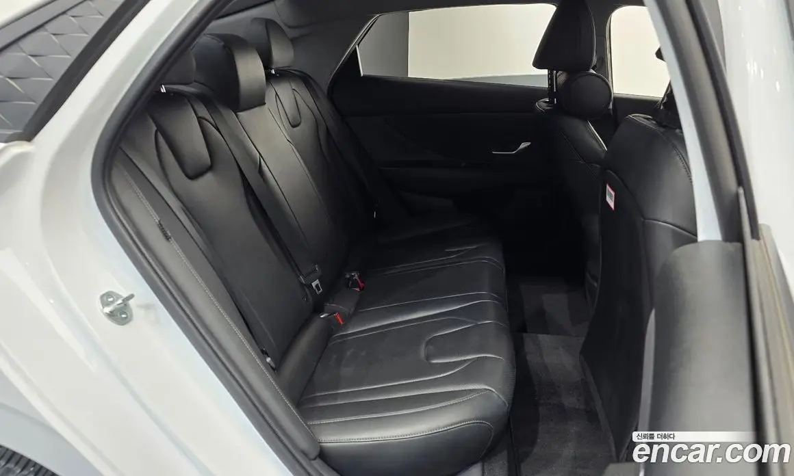 Hyundai Avante 2023 1.6 автомат (гидро), фото 17 Hyundai Avante 2023 1.6 автомат (гидро), фото 17