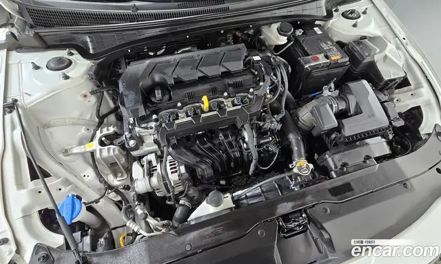 Hyundai Avante 2023 1.6 автомат (гидро), миниатюра 6 Hyundai Avante 2023 1.6 автомат (гидро), миниатюра 6