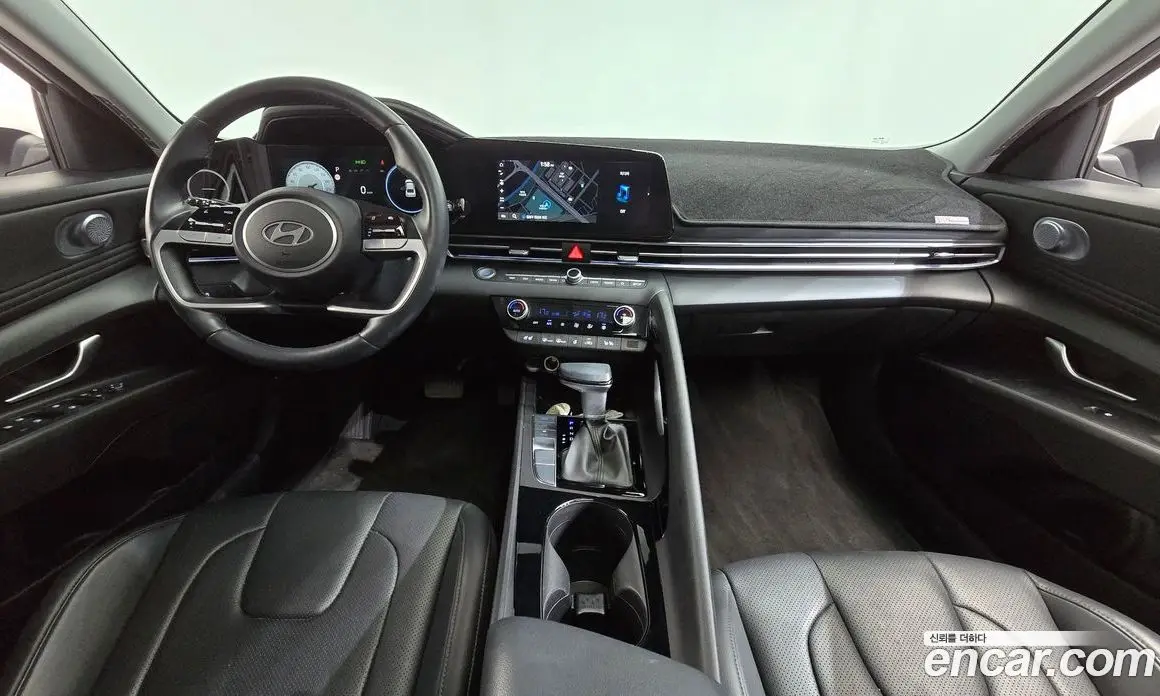 Hyundai Avante 2023 1.6 автомат (гидро), фото 10 Hyundai Avante 2023 1.6 автомат (гидро), фото 10