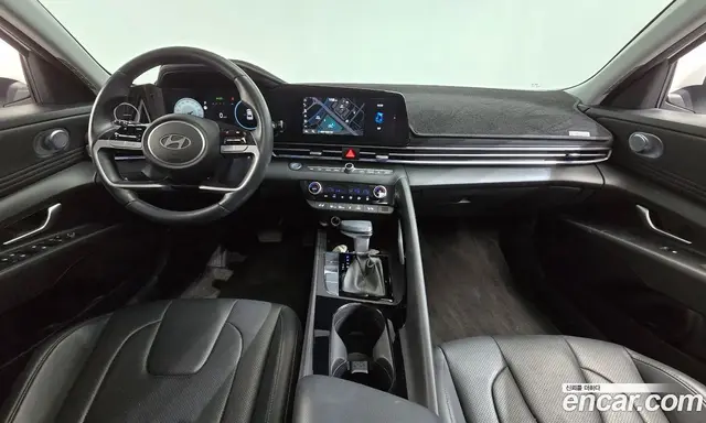 Hyundai Avante 2023 1.6 автомат (гидро), миниатюра 10 Hyundai Avante 2023 1.6 автомат (гидро), миниатюра 10
