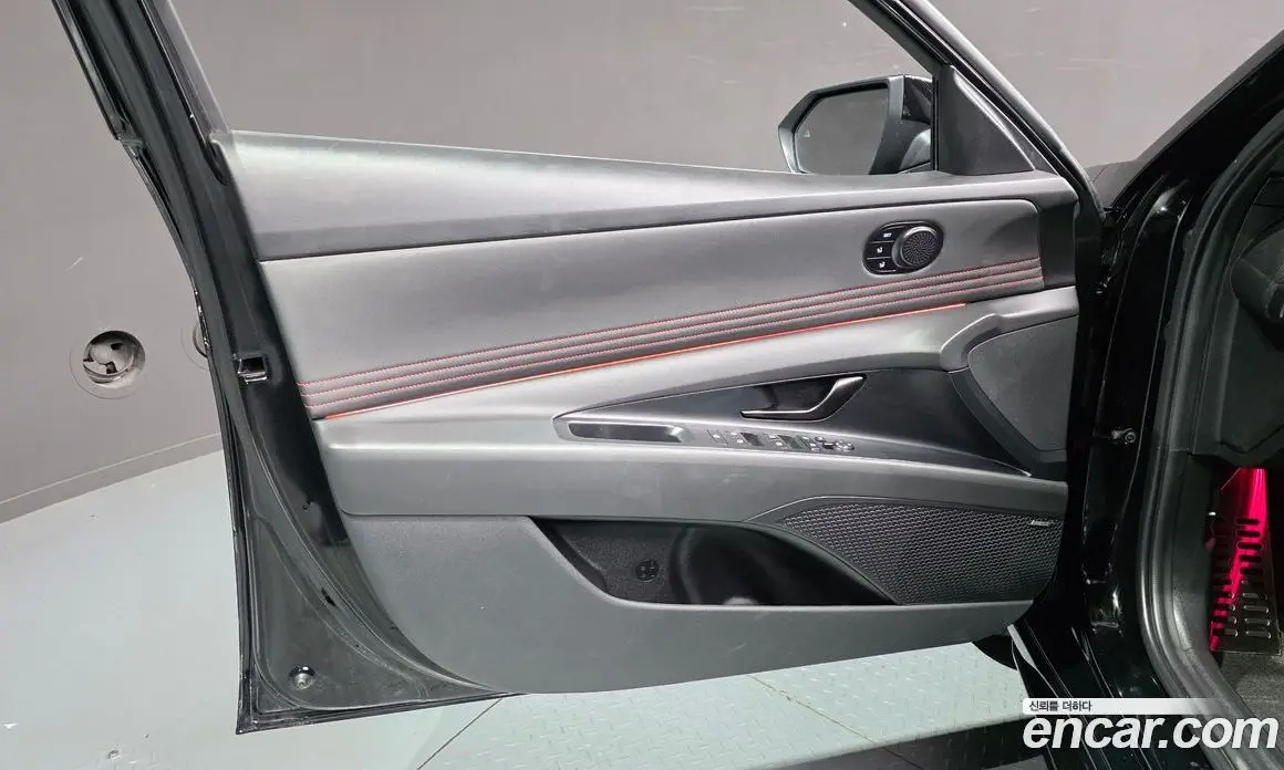Hyundai Avante 2025 1.6 автомат (гидро), фото 14