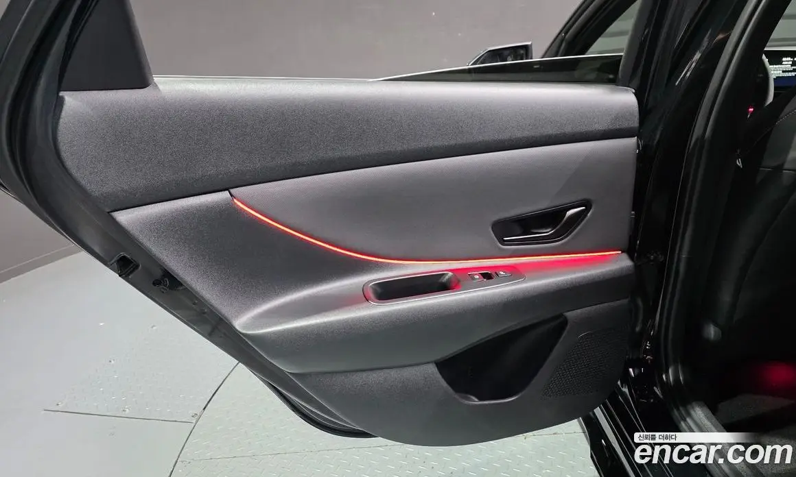 Hyundai Avante 2025 1.6 автомат (гидро), фото 15