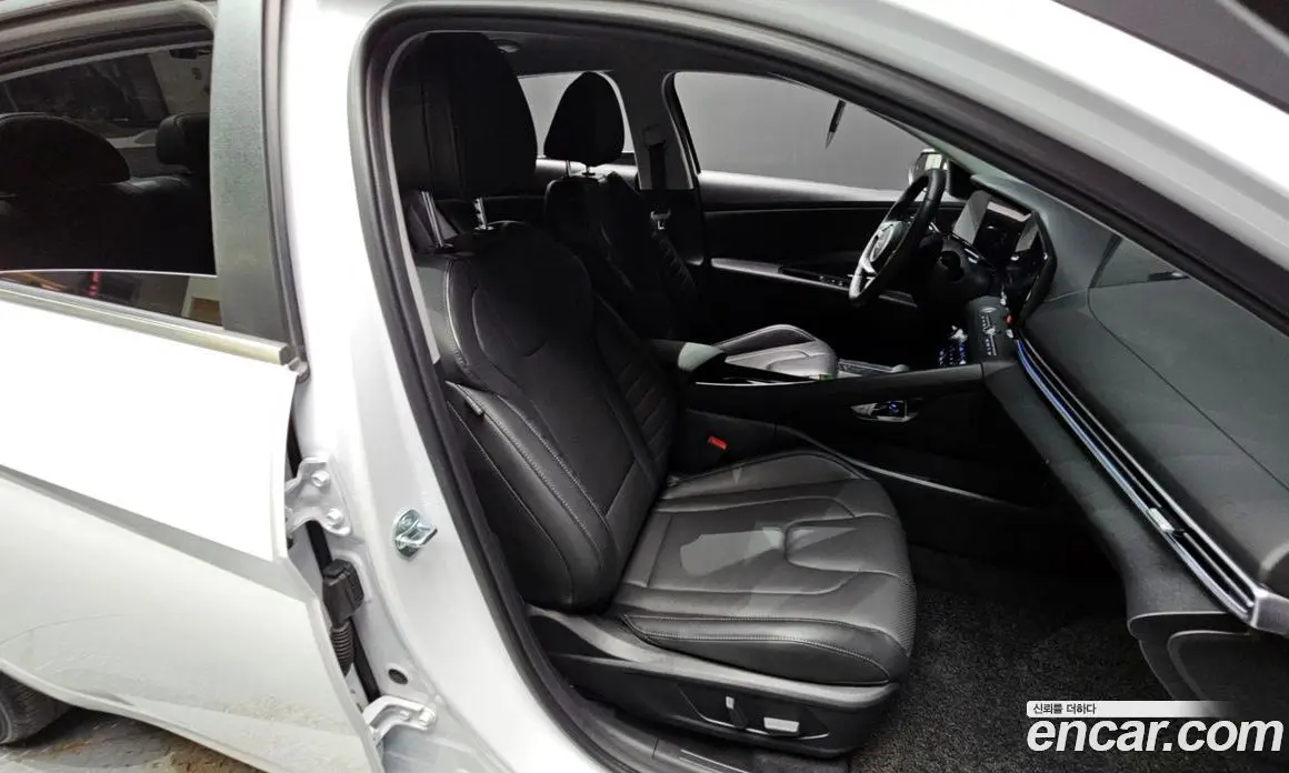 Hyundai Avante 2025 1.6 автомат (гидро), фото 16 Hyundai Avante 2025 1.6 автомат (гидро), фото 16