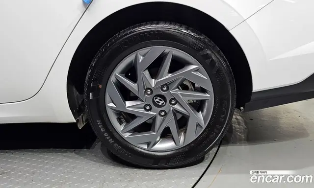 Hyundai Avante 2025 1.6 автомат (гидро), миниатюра 7 Hyundai Avante 2025 1.6 автомат (гидро), миниатюра 7