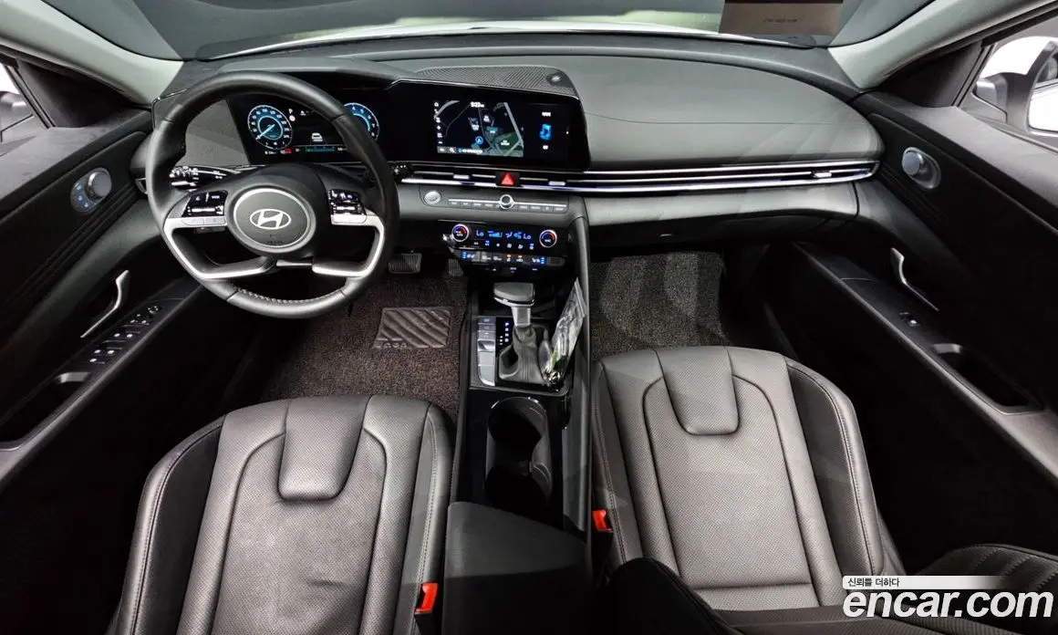 Hyundai Avante 2025 1.6 автомат (гидро), фото 10 Hyundai Avante 2025 1.6 автомат (гидро), фото 10