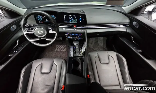 Hyundai Avante 2025 1.6 автомат (гидро), миниатюра 10 Hyundai Avante 2025 1.6 автомат (гидро), миниатюра 10