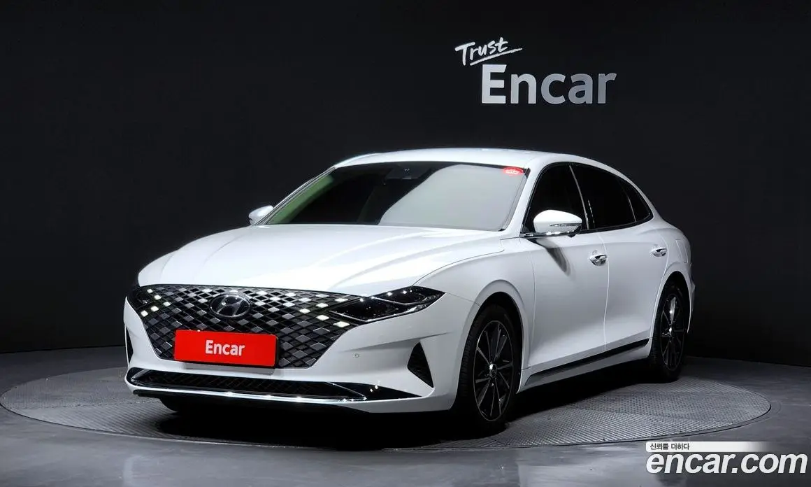 Hyundai Grandeur 2022 2.5 автомат (гидро), фото 1 Hyundai Grandeur 2022 2.5 автомат (гидро), фото 1