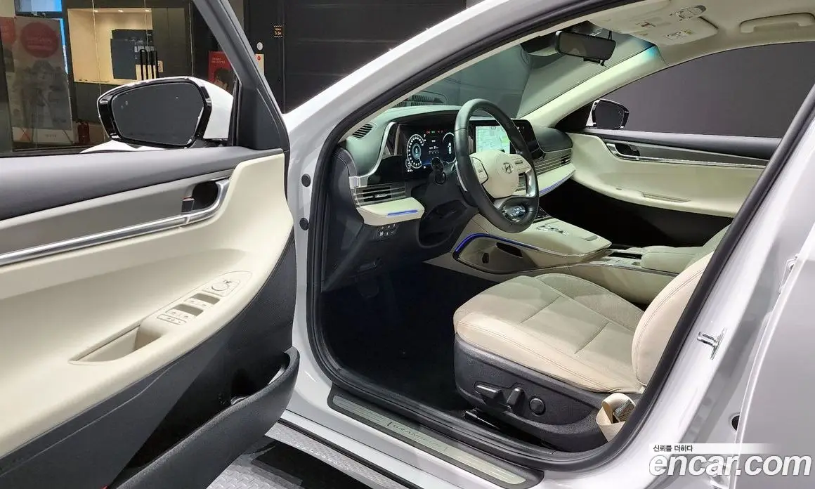 Hyundai Grandeur 2022 2.5 автомат (гидро), фото 13 Hyundai Grandeur 2022 2.5 автомат (гидро), фото 13