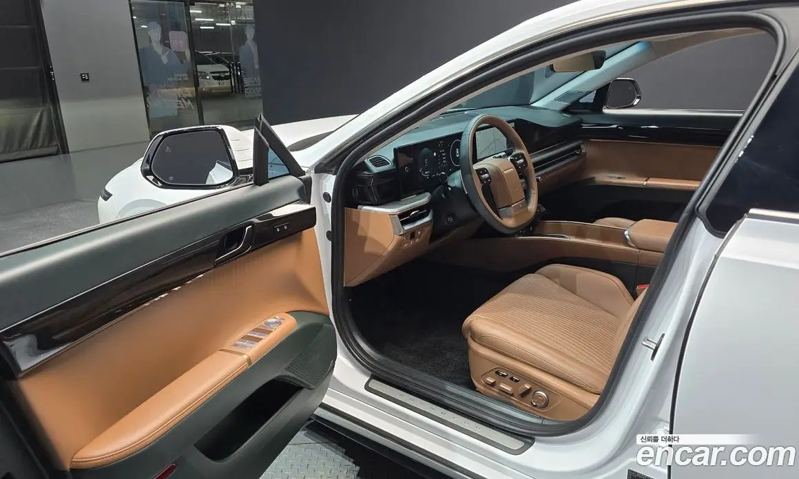 Hyundai Grandeur 2023 1.6 автомат (гидро), фото 13
