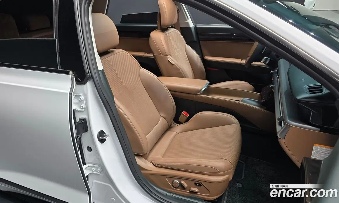 Hyundai Grandeur 2023 1.6 автомат (гидро), фото 16