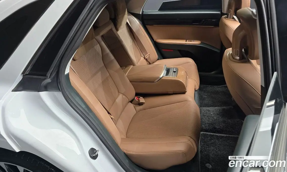 Hyundai Grandeur 2023 1.6 автомат (гидро), фото 17