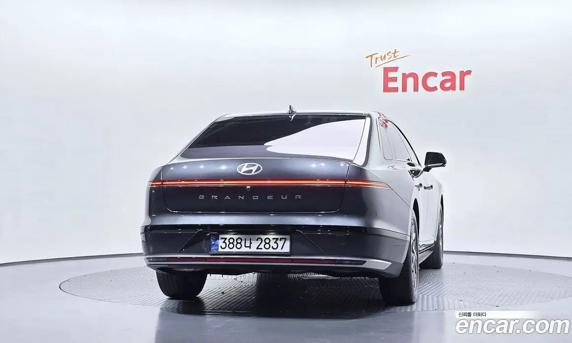 Hyundai Grandeur 2023 1.6 автомат (гидро), фото 4 Hyundai Grandeur 2023 1.6 автомат (гидро), фото 4
