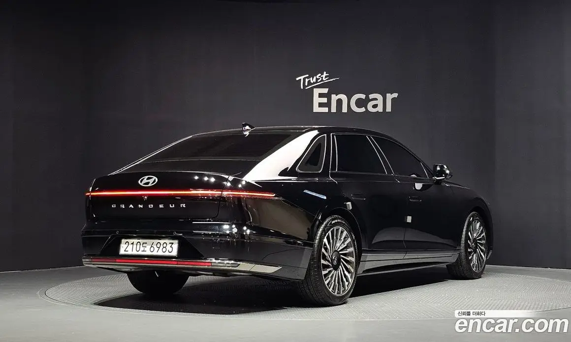 Hyundai Grandeur 2023 2.5 автомат (гидро), фото 2 Hyundai Grandeur 2023 2.5 автомат (гидро), фото 2