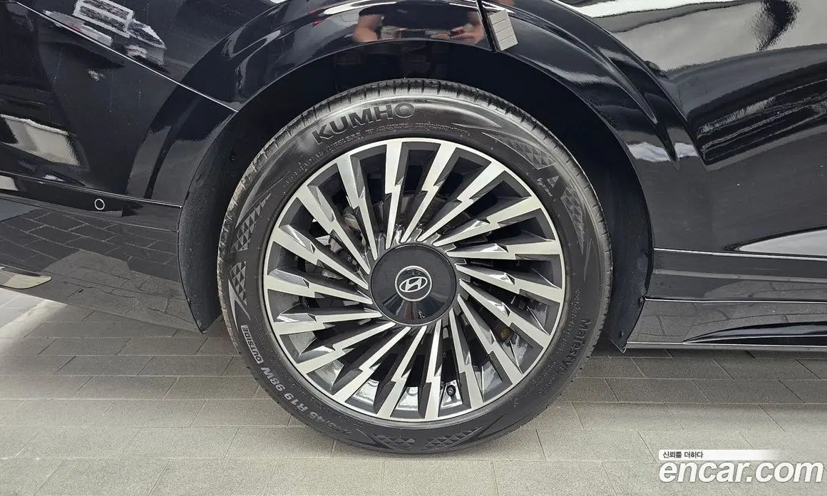 Hyundai Grandeur 2023 2.5 автомат (гидро), фото 5 Hyundai Grandeur 2023 2.5 автомат (гидро), фото 5