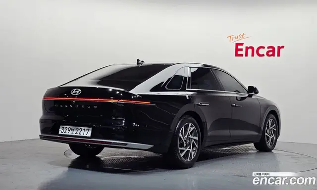 Hyundai Grandeur 2025 1.6 автомат (гидро), миниатюра 2
