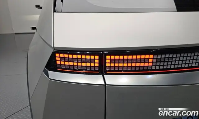 Hyundai Ioniq 5 2022 0.1 автомат (гидро), миниатюра 9