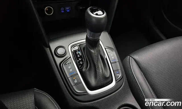Hyundai Kona 2018 1.6 автомат (гидро), миниатюра 11