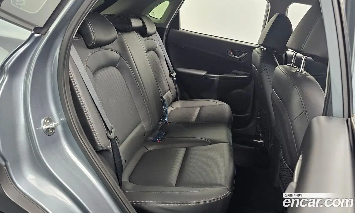 Hyundai Kona 2018 1.6 автомат (гидро), фото 16