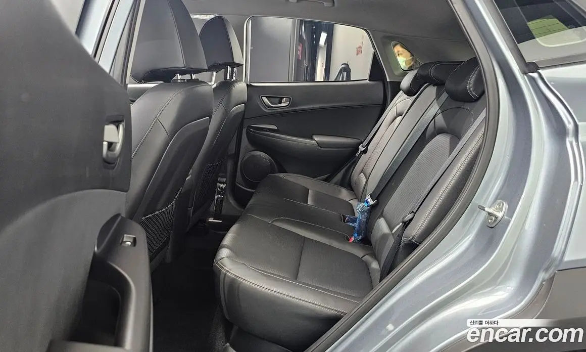 Hyundai Kona 2018 1.6 автомат (гидро), фото 17