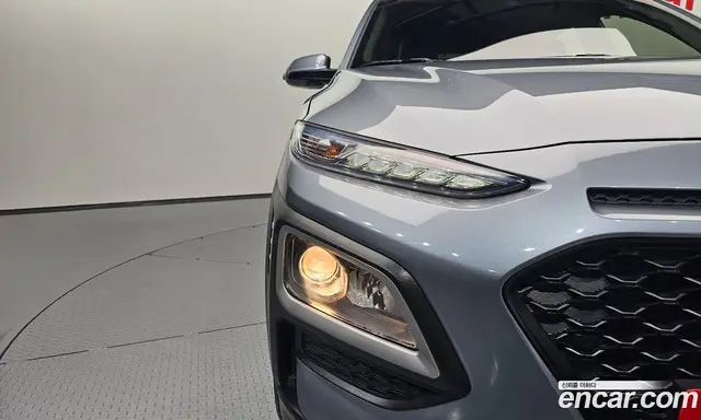 Hyundai Kona 2018 1.6 автомат (гидро), миниатюра 7