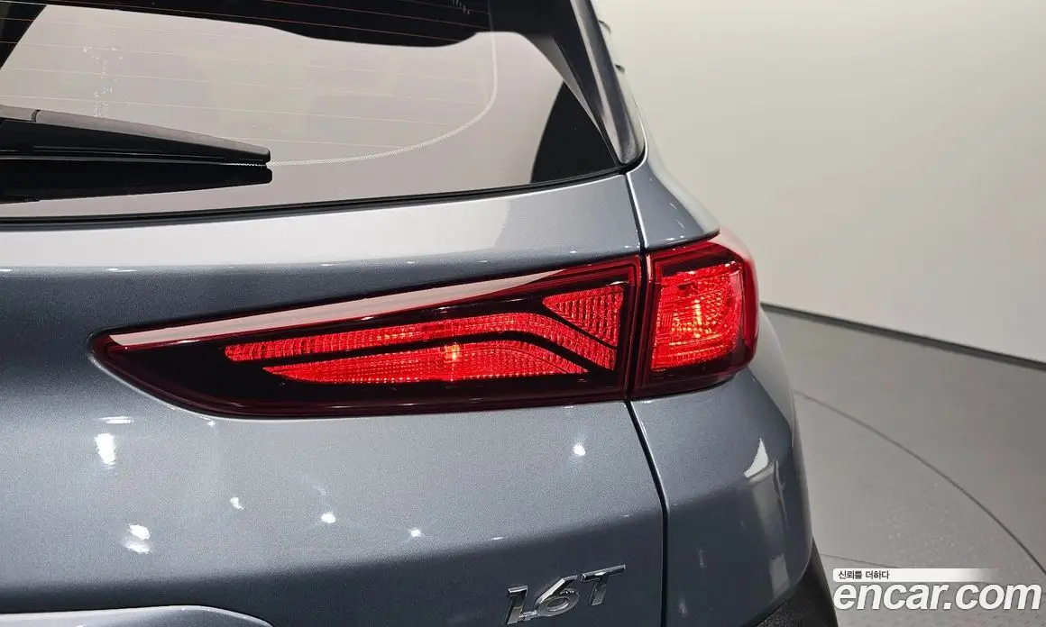 Hyundai Kona 2018 1.6 автомат (гидро), фото 8