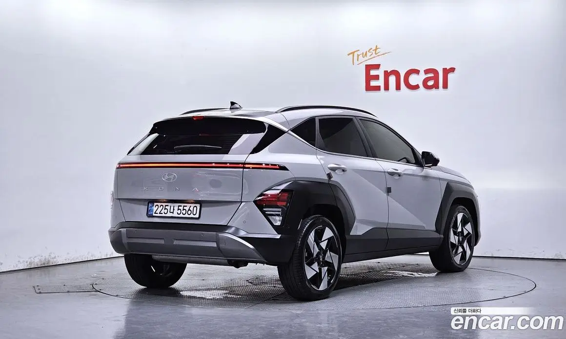 Hyundai Kona 2024 1.6 автомат (гидро), фото 1 Hyundai Kona 2024 1.6 автомат (гидро), фото 1