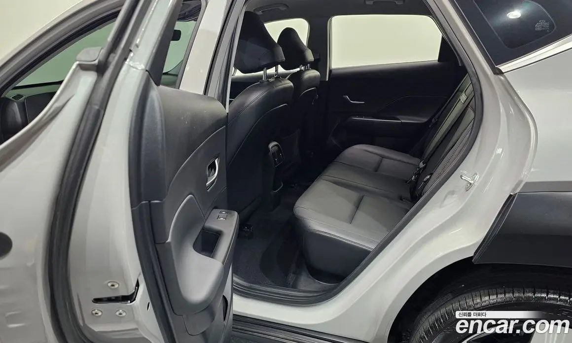 Hyundai Kona 2024 1.6 автомат (гидро), фото 15 Hyundai Kona 2024 1.6 автомат (гидро), фото 15
