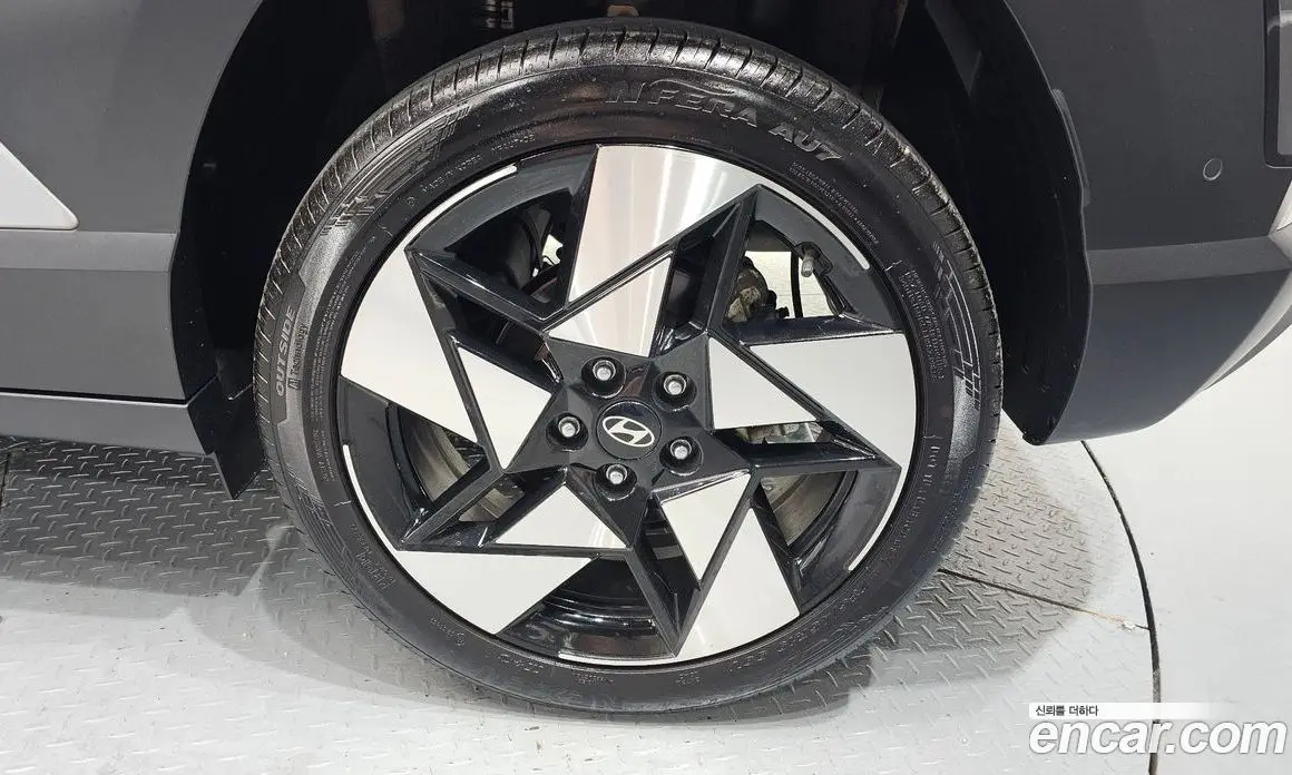 Hyundai Kona 2024 1.6 автомат (гидро), фото 4 Hyundai Kona 2024 1.6 автомат (гидро), фото 4