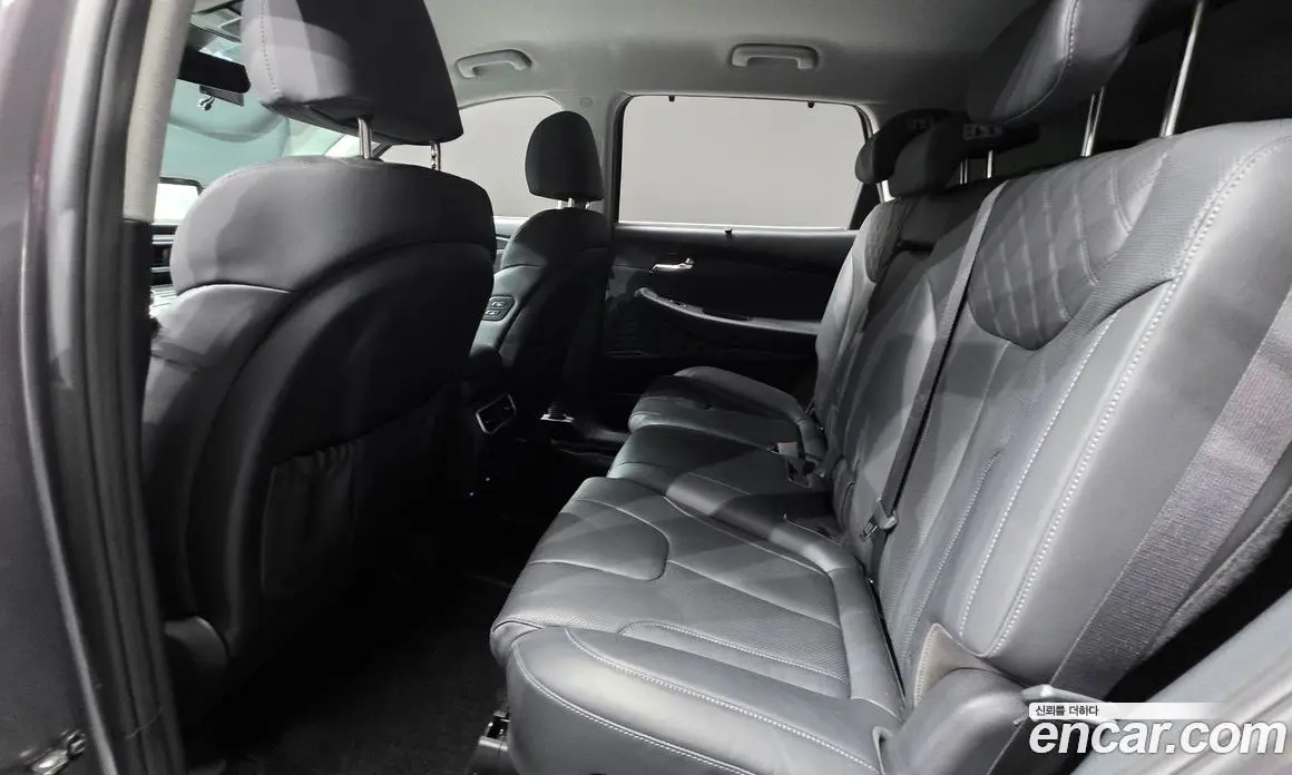 Hyundai Santa Fe 2022 2.2 автомат (гидро), фото 18 Hyundai Santa Fe 2022 2.2 автомат (гидро), фото 18