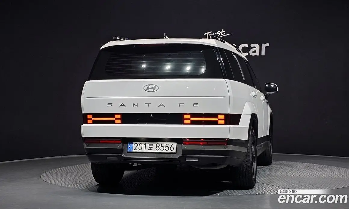 Hyundai Santa Fe 2024 1.6 автомат (гидро), фото 4