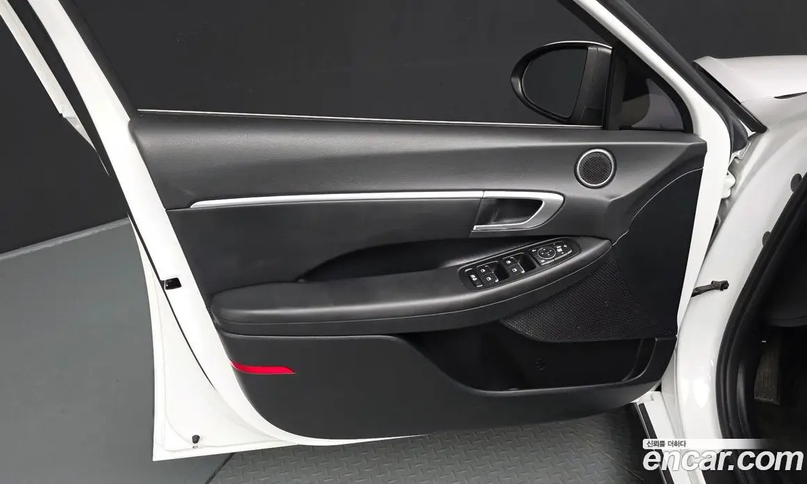 Hyundai Sonata 2022 2.0 автомат (гидро), фото 13