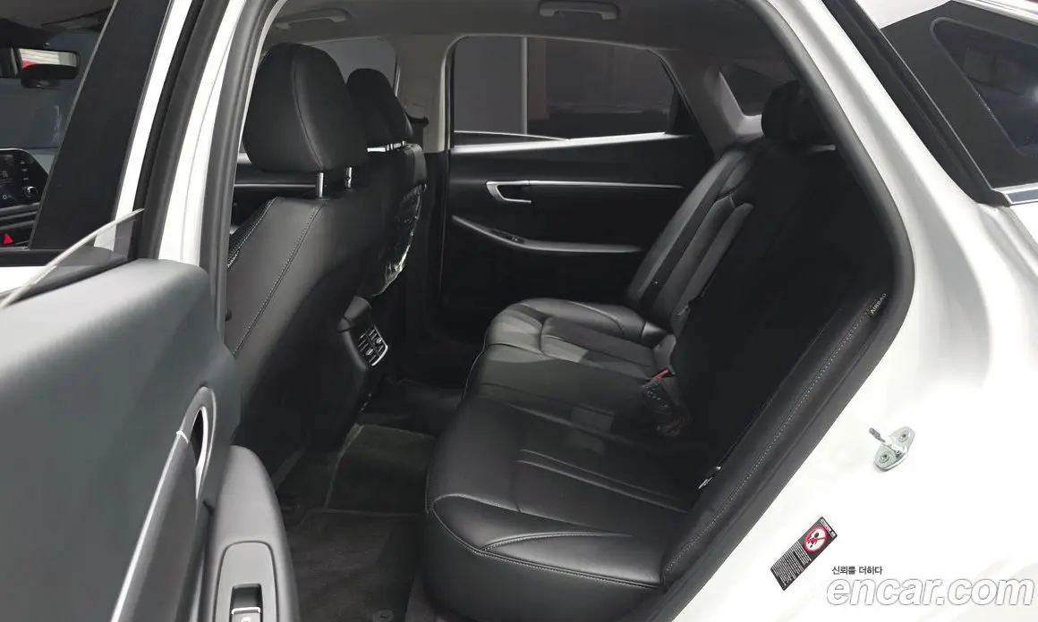 Hyundai Sonata 2022 2.0 автомат (гидро), фото 16