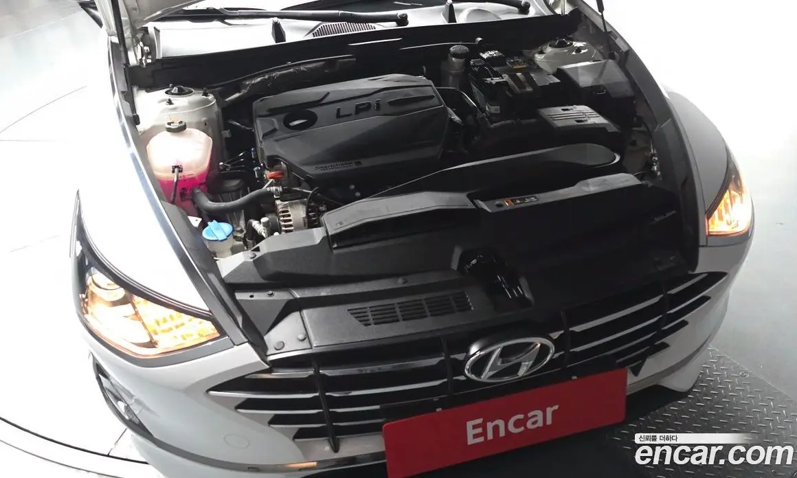 Hyundai Sonata 2022 2.0 автомат (гидро), фото 5