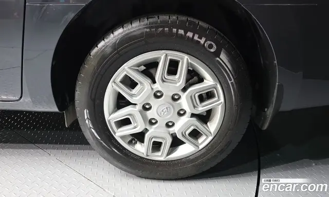 Hyundai Staria 2023 2.2 автомат (гидро), миниатюра 7