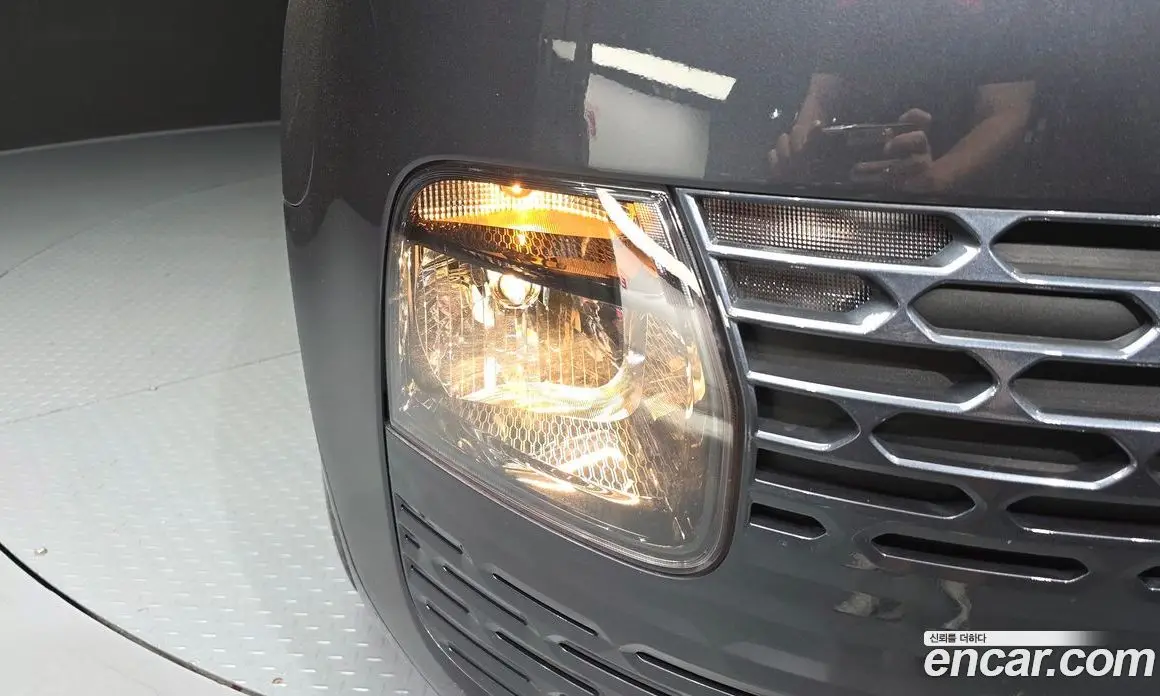 Hyundai Staria 2023 2.2 автомат (гидро), фото 8