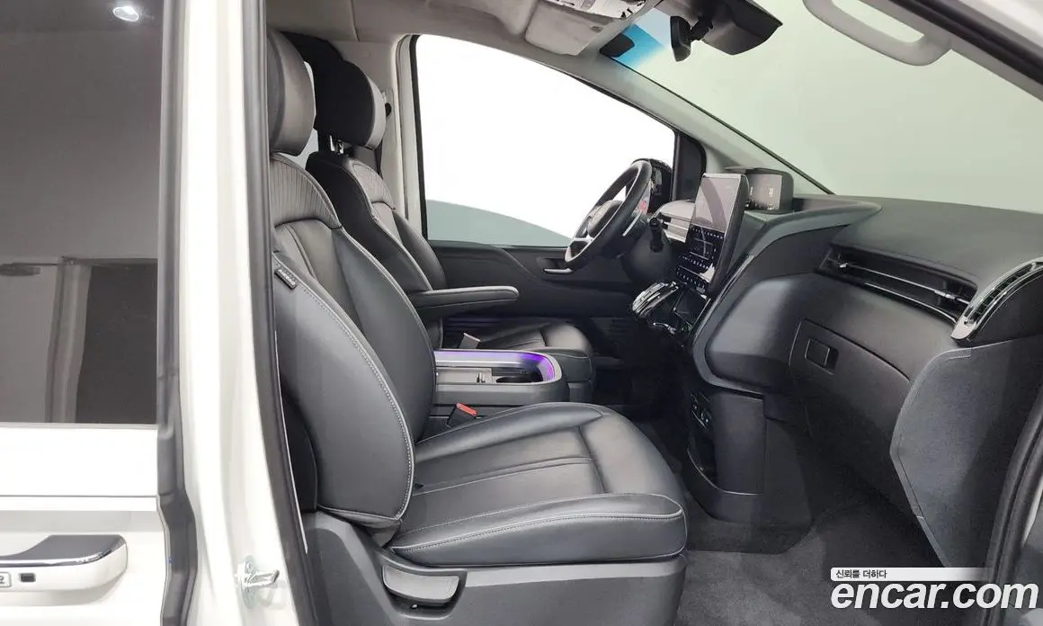 Hyundai Staria 2025 2.2 автомат (гидро), фото 15 Hyundai Staria 2025 2.2 автомат (гидро), фото 15