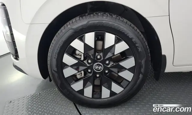 Hyundai Staria 2025 2.2 автомат (гидро), миниатюра 4 Hyundai Staria 2025 2.2 автомат (гидро), миниатюра 4