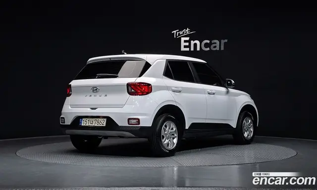 Hyundai Venue 2022 1.6 автомат (гидро), миниатюра 2 Hyundai Venue 2022 1.6 автомат (гидро), миниатюра 2