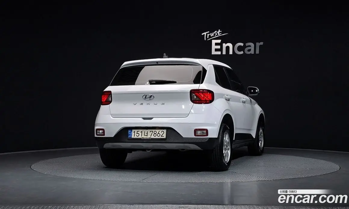 Hyundai Venue 2022 1.6 автомат (гидро), фото 4 Hyundai Venue 2022 1.6 автомат (гидро), фото 4