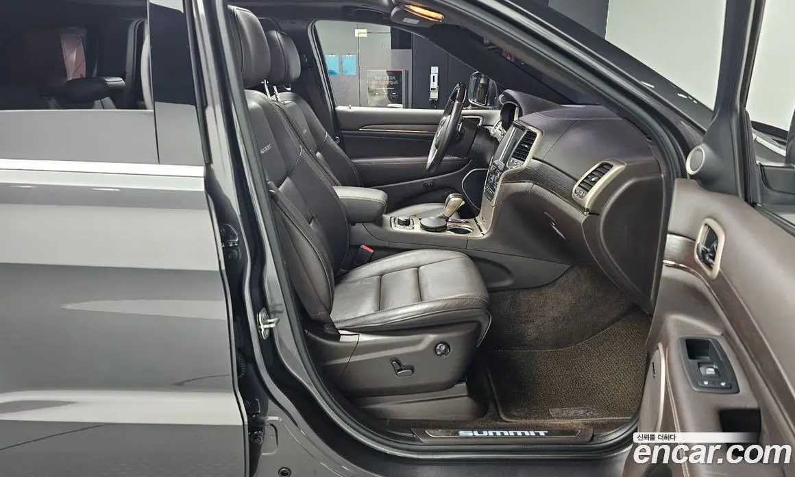 Jeep Cherokee 2016 3.0 автомат (гидро), фото 15