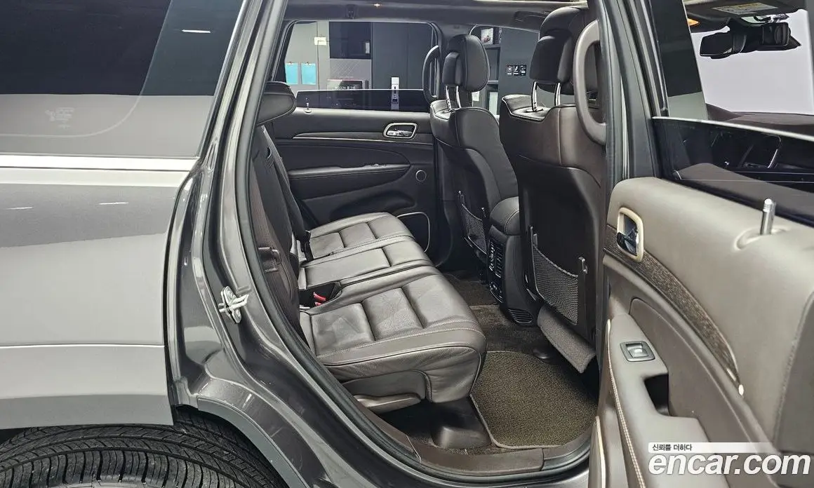 Jeep Cherokee 2016 3.0 автомат (гидро), фото 16