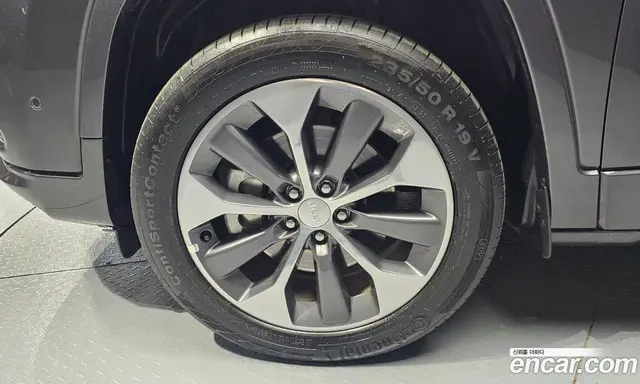 Jeep Cherokee 2021 3.2 автомат (гидро), миниатюра 5 Jeep Cherokee 2021 3.2 автомат (гидро), миниатюра 5