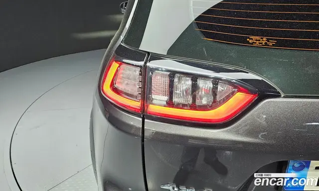 Jeep Cherokee 2021 3.2 автомат (гидро), миниатюра 9 Jeep Cherokee 2021 3.2 автомат (гидро), миниатюра 9