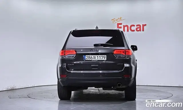 Jeep Cherokee 2021 3.6 автомат (гидро), миниатюра 4