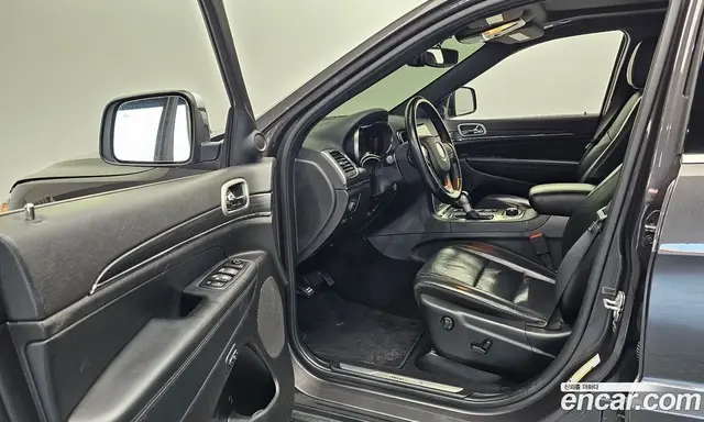 Jeep Cherokee 2021 3.6 автомат (гидро), миниатюра 10