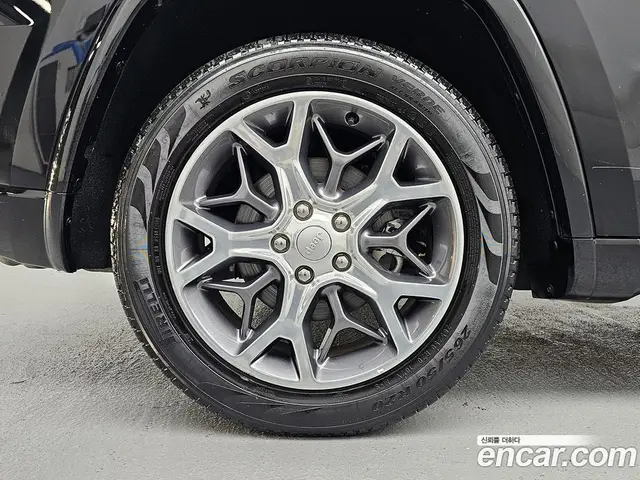 Jeep Cherokee 2021 3.6 автомат (гидро), миниатюра 5 Jeep Cherokee 2021 3.6 автомат (гидро), миниатюра 5