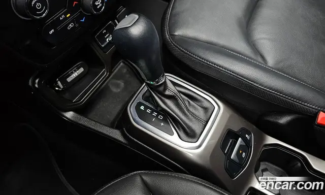 Jeep Renegade 2019 2.4 автомат (гидро), миниатюра 12