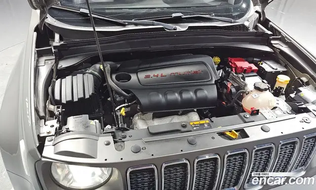 Jeep Renegade 2019 2.4 автомат (гидро), миниатюра 6 Jeep Renegade 2019 2.4 автомат (гидро), миниатюра 6